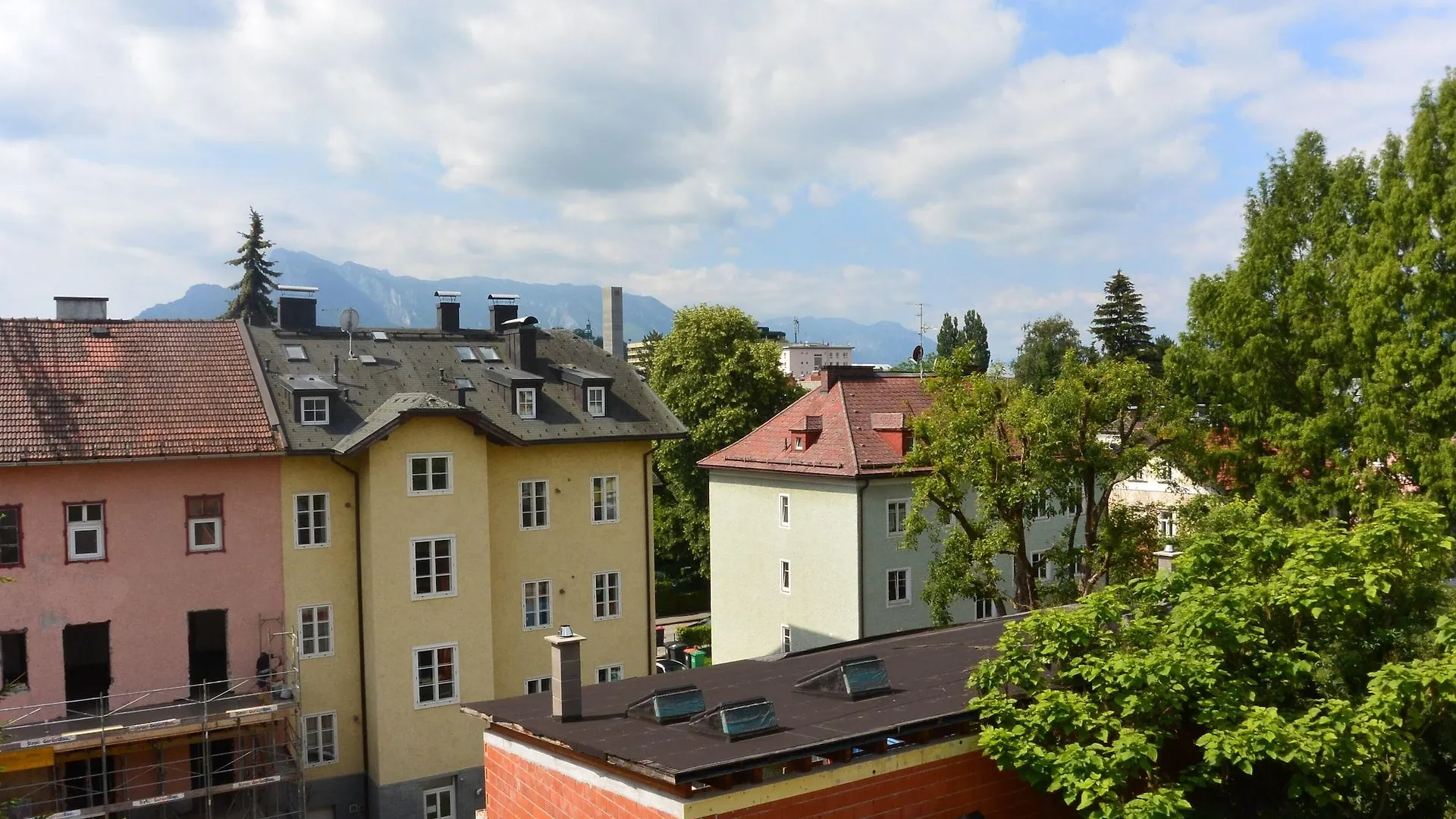 Adlerhof Bed & Breakfast Salzburg 2*,  Austria
