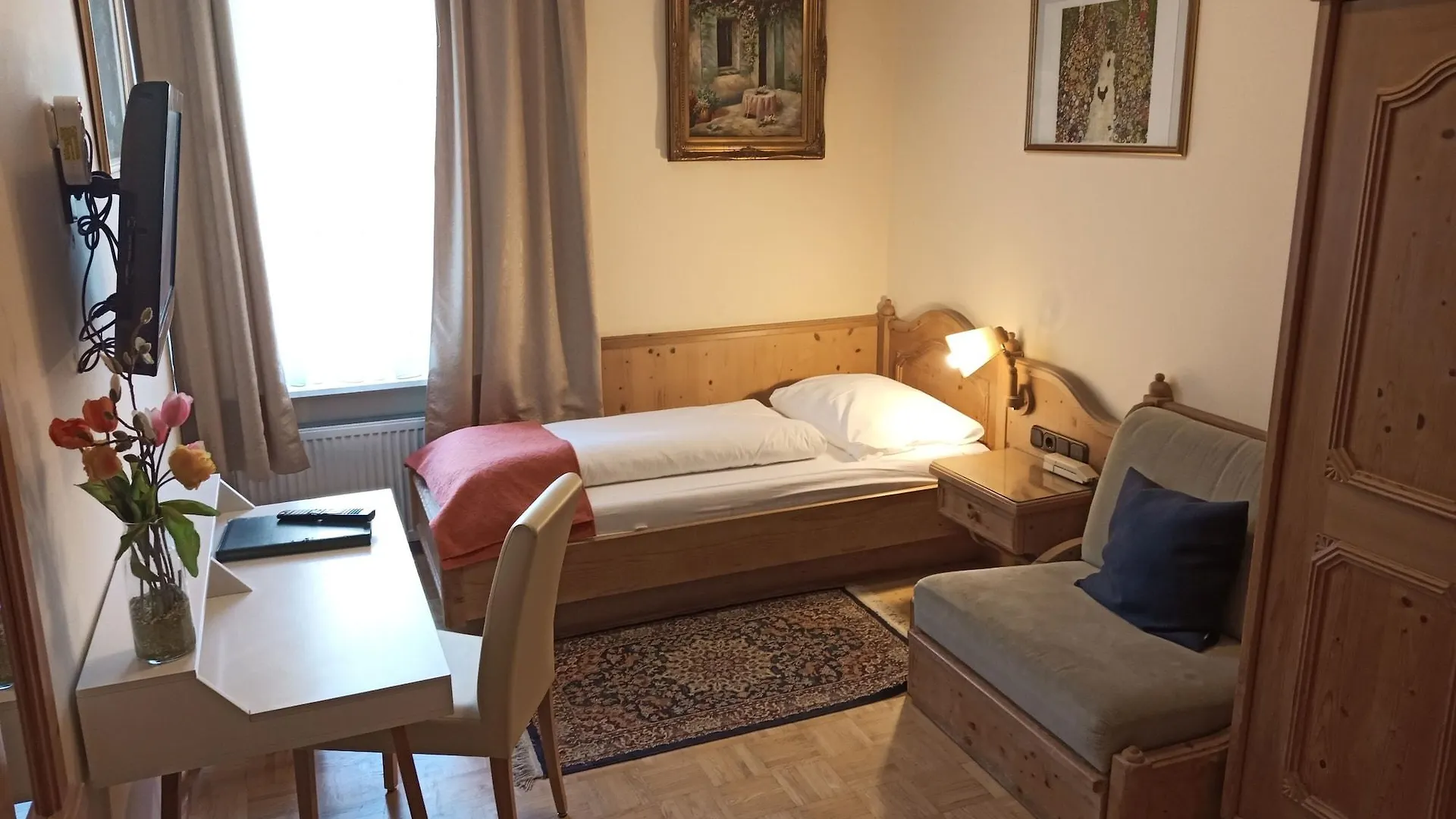 Adlerhof Bed & Breakfast Salzburg