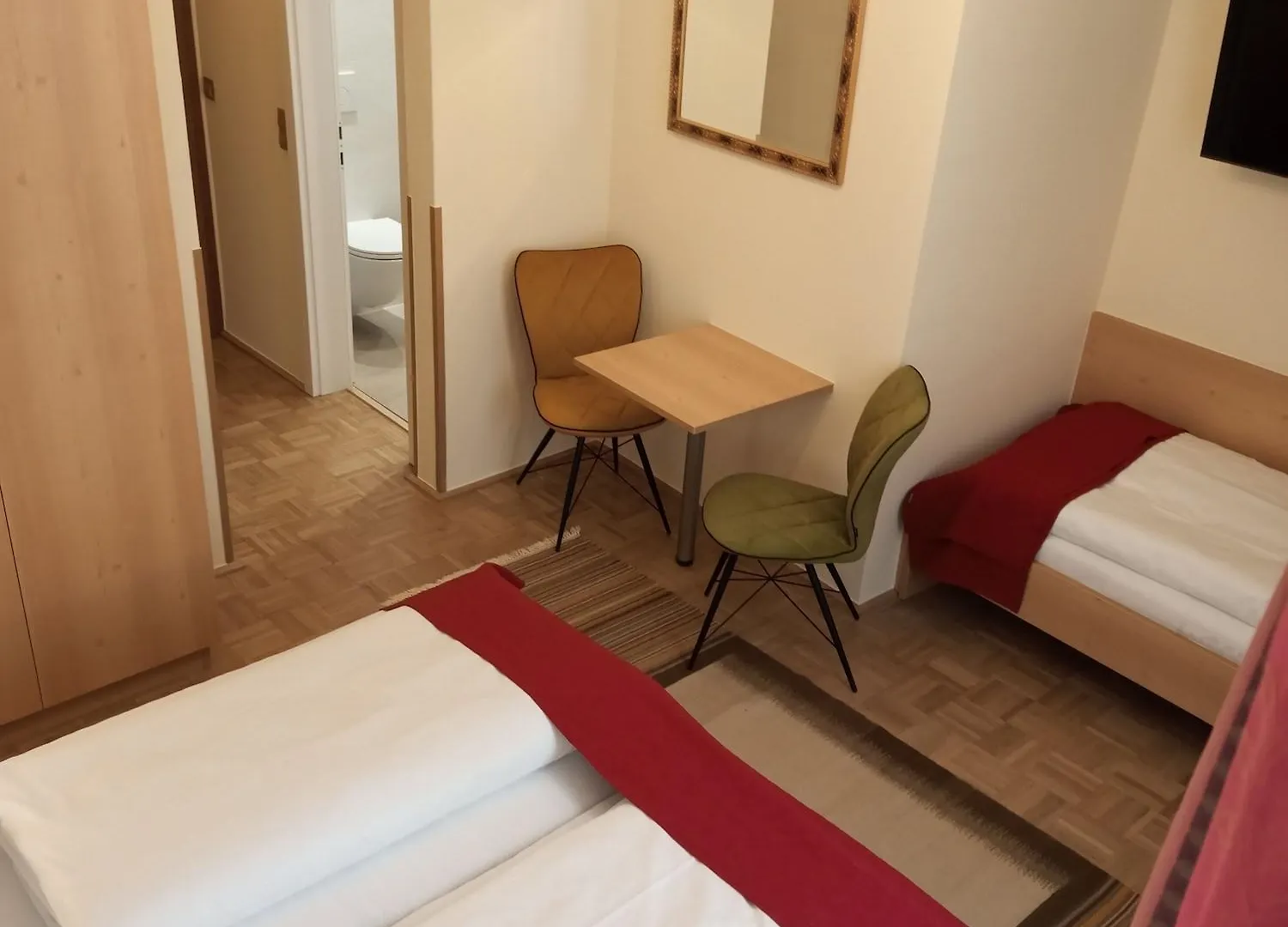 **  Adlerhof Bed & Breakfast Salzburg Austria