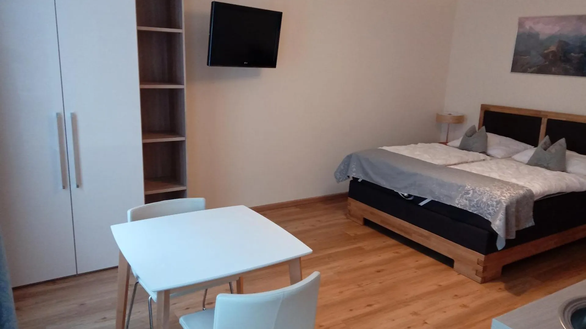 Adlerhof Bed & Breakfast Salzburg