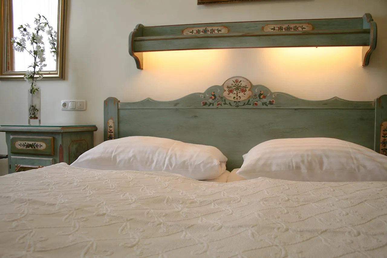Adlerhof Bed & Breakfast Salzburg
