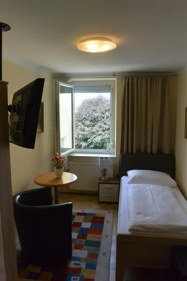 Adlerhof Bed & Breakfast Salzburg