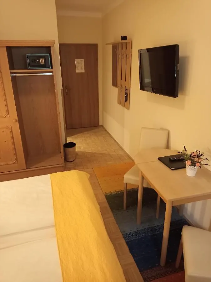 **  Adlerhof Bed & Breakfast Salzburg Austria